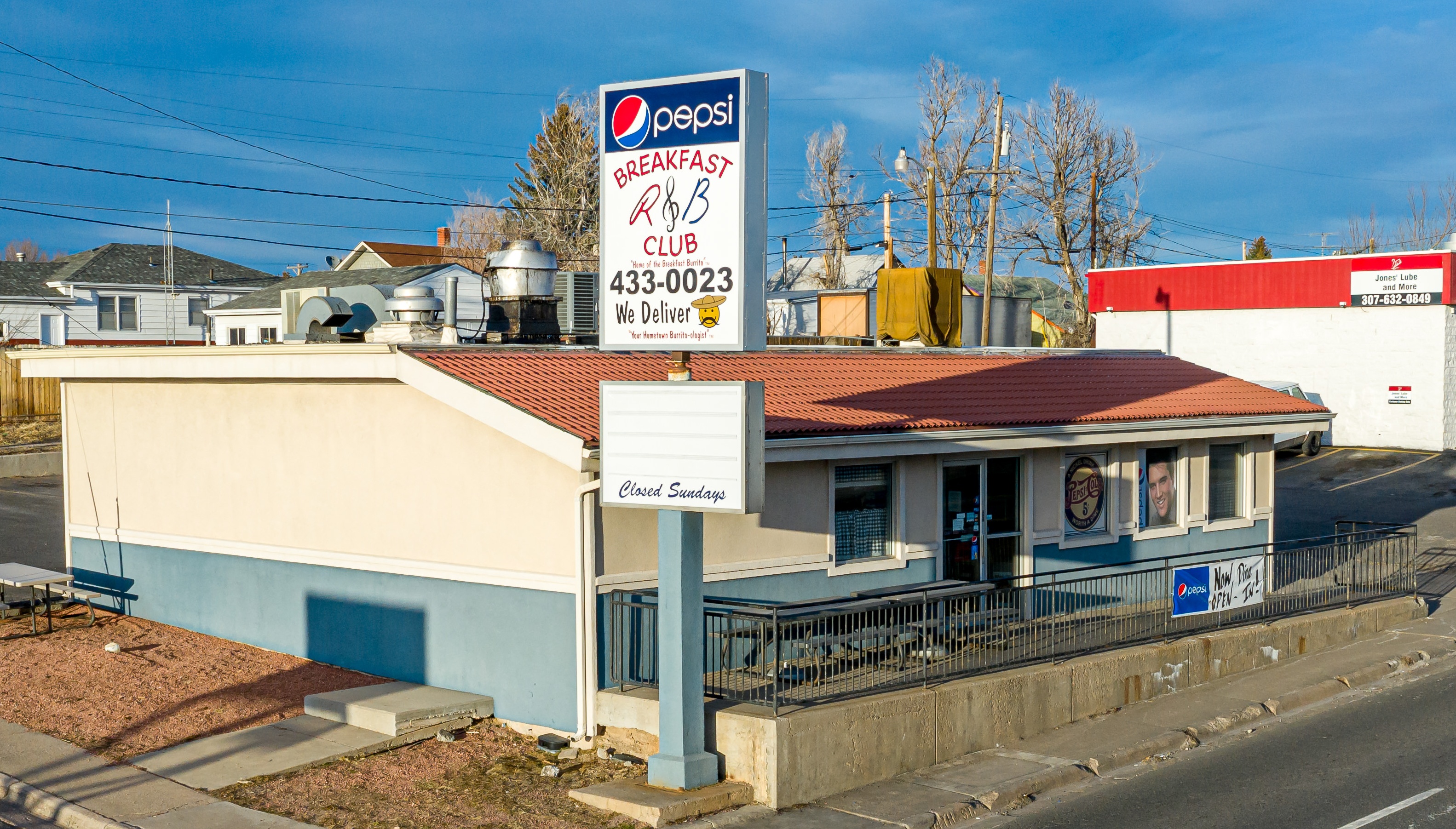 Elvis-Themed Dine-In Restaurant | Cheyenne, WY | R&B Breakfast Club